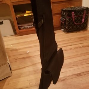 Black sling back bag